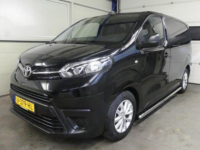 Zwart Gebruikt 2017 Toyota Proace MPV | € 9.445 (Eerlijke prijs) - Afbeelding 1/4