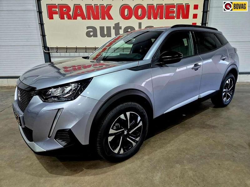 Grijs Occasion 2023 Peugeot 2008 Allure SUV | € 19.950 (Eerlijke prijs) - Afbeelding 1/4