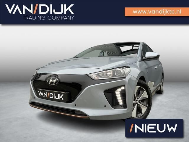 Grijs, metallic lak Occasion 2018 Hyundai Ioniq Comfort Hatchback | € 14.940 - Afbeelding 1/4