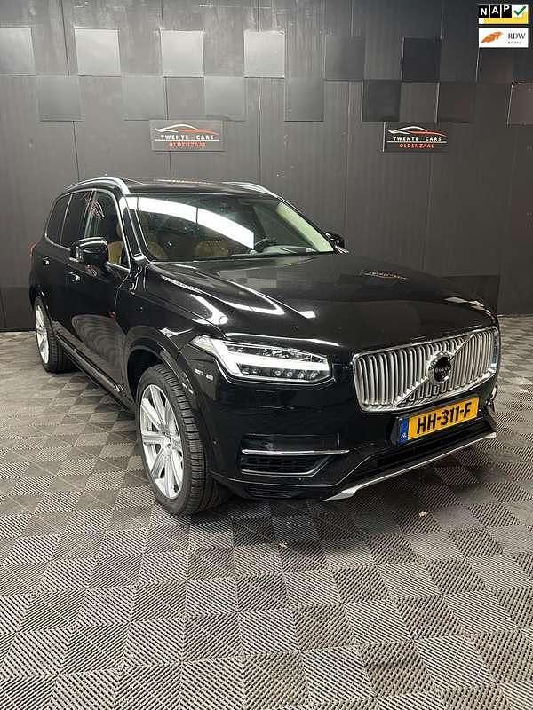 Zwart Gebruikt 2015 Volvo XC90 Inscription SUV | € 23.950 (Eerlijke prijs) - Afbeelding 1/4