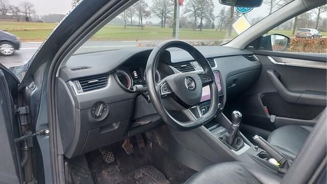 Occasion Skoda Octavia Business Line 116 PK (85 kW) 2019 Grijs Stationwagen