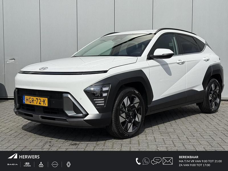 Wit Gebruikt 2025 Hyundai Kona Comfort SUV | € 33.835 (Eerlijke prijs) - Afbeelding 1/4