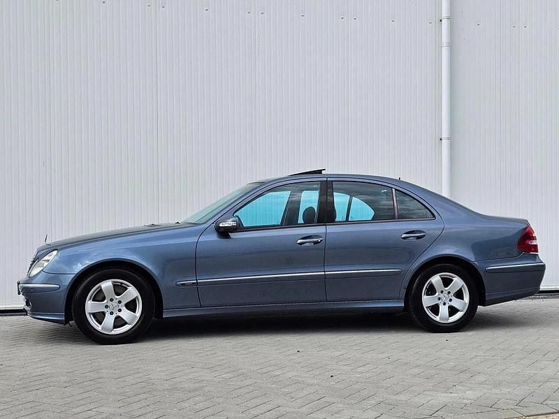 Occasion Mercedes E400 Avantgarde 260 PK (191 kW) 2004 Blauw Sedan