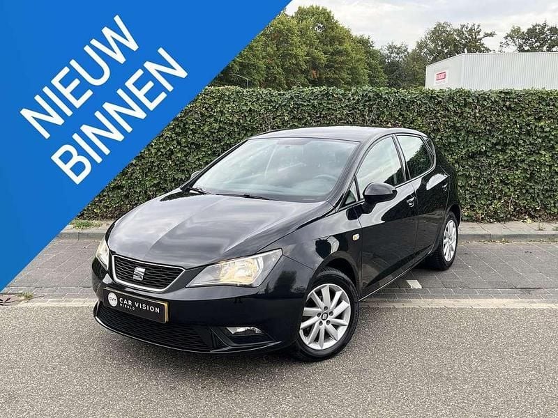 Zwart Gebruikt 2014 Seat Ibiza Style Hatchback | € 6.350 (Eerlijke prijs) - Afbeelding 1/4