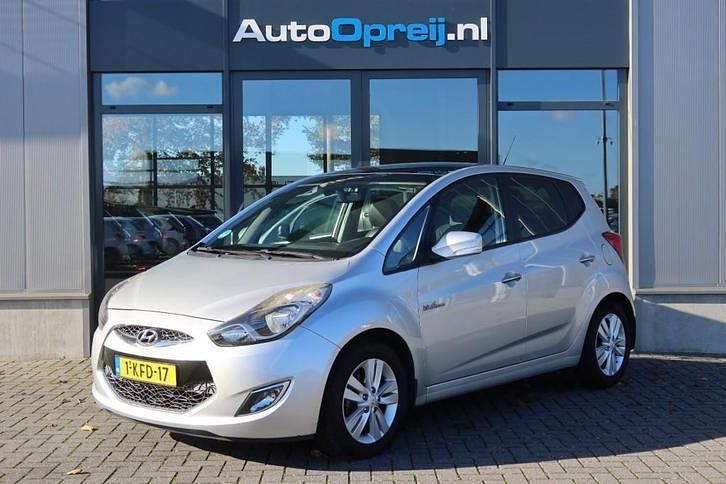 Grijs Gebruikt 2013 Hyundai ix20 Hatchback | € 9.495 (Iets duurder) - Afbeelding 1/4