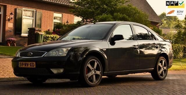 Zwart Gebruikt 2005 Ford Mondeo Platinum Sedan | € 2.950 (Iets duurder) - Afbeelding 1/4