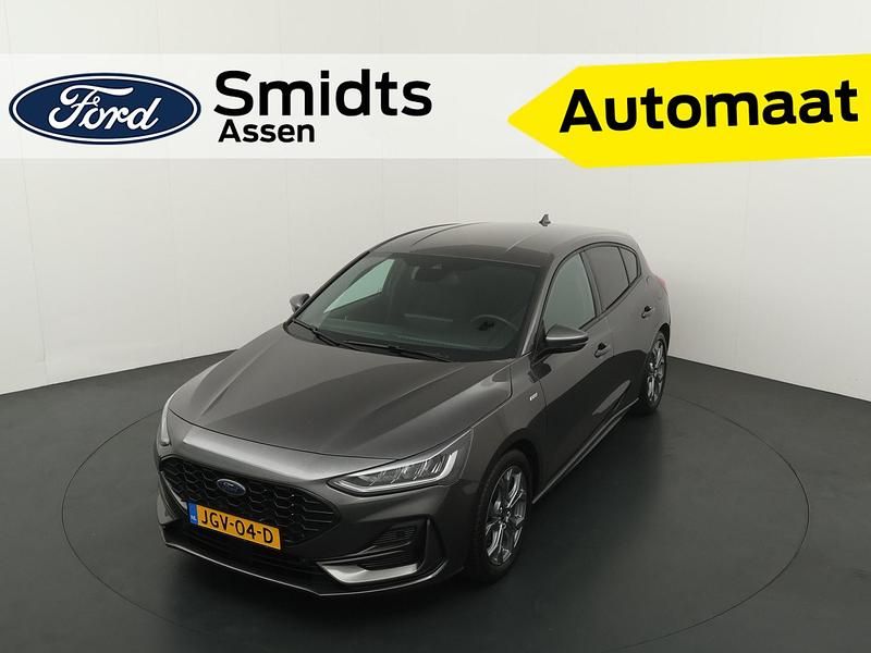Grijs Occasion 2023 Ford Focus ST-Line Stationwagen | € 21.950 (Eerlijke prijs) - Afbeelding 1/4