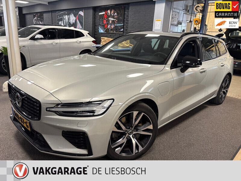 Grijs Gebruikt 2021 Volvo V60 R-Design Stationwagen | € 29.950 (Goede deal) - Afbeelding 1/4