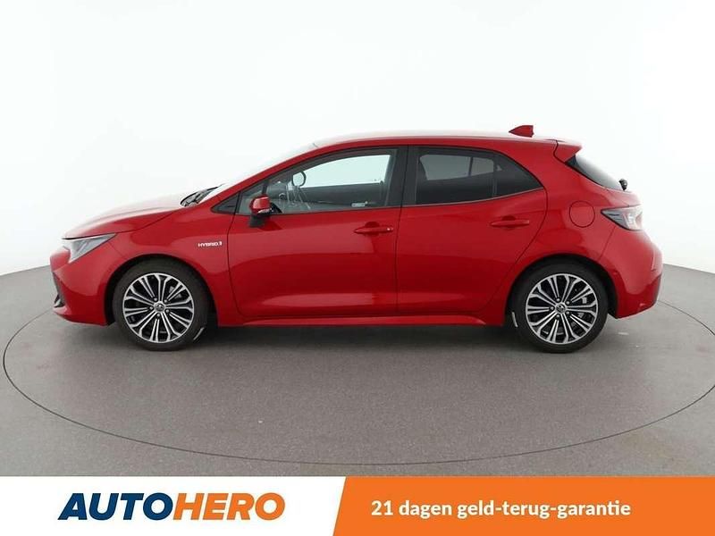 Occasion Toyota Corolla Club 179 PK (131 kW) 2019 Rood Hatchback