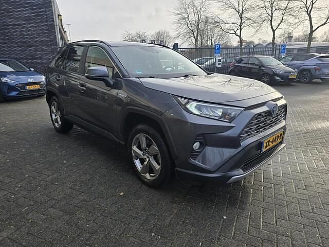 Occasion Toyota RAV4 Style 178 PK (130 kW) 2019 Grijs SUV