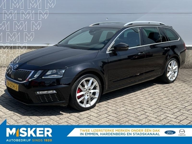 Zwart Gebruikt 2018 Skoda Octavia RS Stationwagen | € 24.500 (Eerlijke prijs) - Afbeelding 1/4