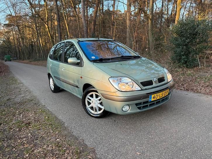 Gebruikt 2003 Renault Scénic MPV | € 1.749 (Eerlijke prijs) - Afbeelding 1/4