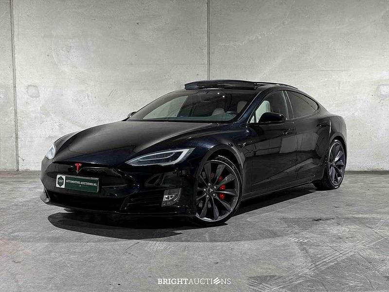 Zwart Gebruikt 2017 Tesla Model S Sedan | € 20.759 - Afbeelding 1/4
