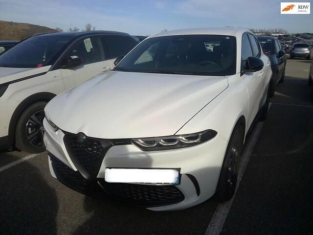 Wit Gebruikt 2025 Alfa Romeo Tonale Sprint SUV | € 36.900 (Iets duurder) - Afbeelding 1/2