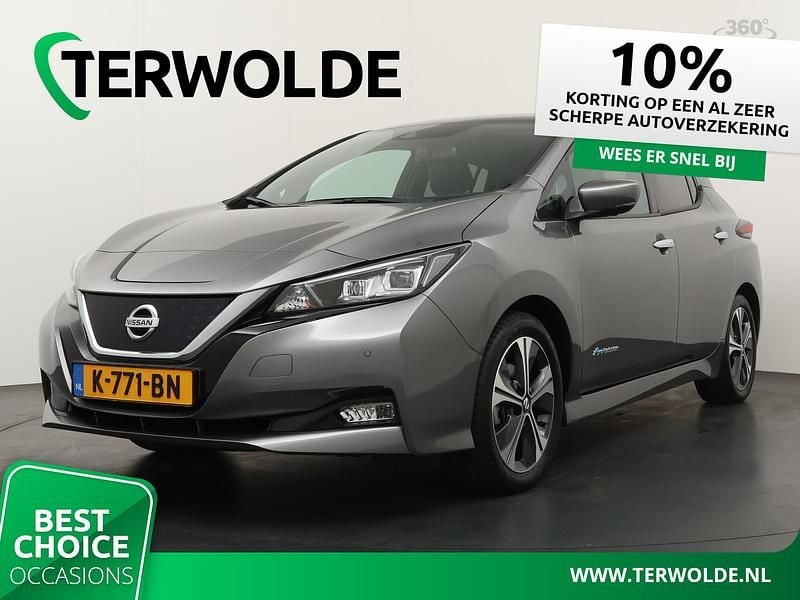 Grijs Gebruikt 2020 Nissan Leaf Tekna Hatchback | € 14.945 (Iets duurder) - Afbeelding 1/4