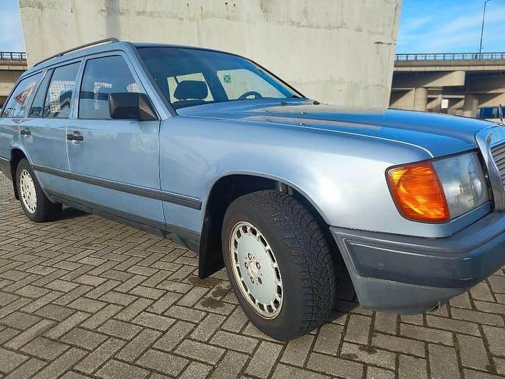 Occasion Mercedes E230 132 PK (97 kW) 1986