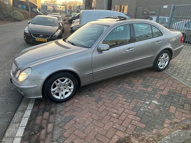 Occasion Mercedes E280 Avantgarde 231 PK (169 kW) 2005 Grijs (metallic) Sedan