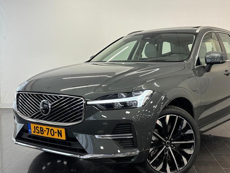Nieuw Volvo XC60 Plus 2026 Groen SUV