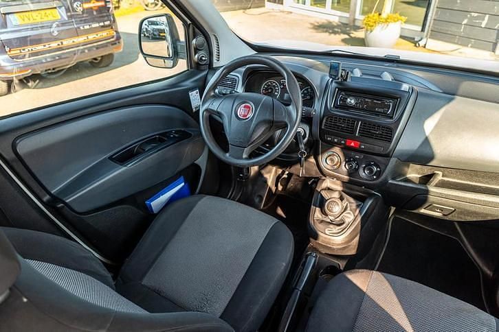 Occasion Fiat Doblò 95 PK (69 kW) 2012 MPV