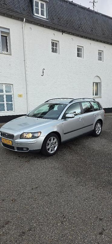 Gebruikt 2006 Volvo V50 Stationwagen | € 2.499 (Goede deal) - Afbeelding 1/4