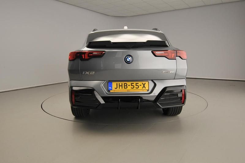 Occasion BMW iX2 M Sport 150 kW (204 PK) 2025 Grijs SUV