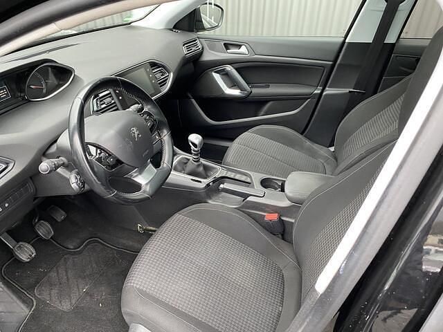 Occasion Peugeot 308 SW 111 PK (81 kW) 2018 Zwart Stationwagen