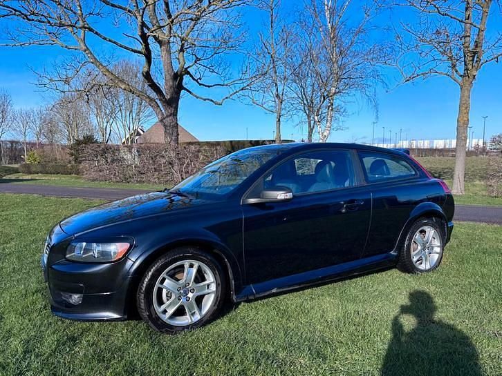 Occasion 2009 Volvo C30 Hatchback | € 3.500 (Eerlijke prijs) - Afbeelding 1/4