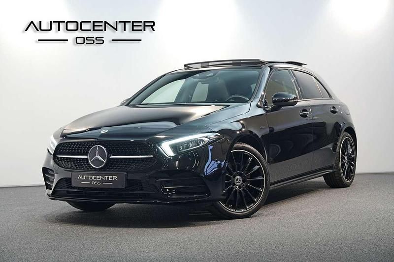 Occasion Mercedes A250 AMG 218 PK (160 kW) 2021 Zwart Hatchback