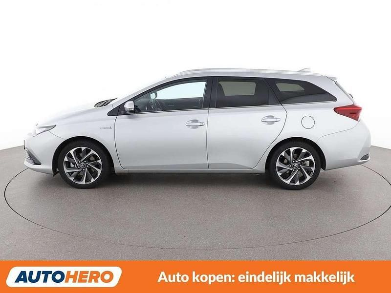 Occasion Toyota Auris Hybrid Edition-S 99 PK (72 kW) 2017 Grijs Stationwagen