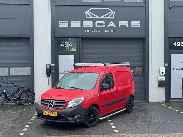 Occasion Mercedes Citan 108 75 PK (55 kW) 2014 Rood Van