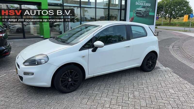 Wit Gebruikt 2012 Fiat Punto Evo Pop Hatchback | € 2.999 (Eerlijke prijs) - Afbeelding 1/3