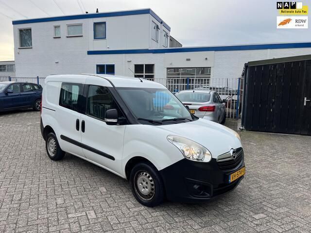 Wit Gebruikt 2014 Opel Combo MPV | € 3.450 (Eerlijke prijs) - Afbeelding 1/4