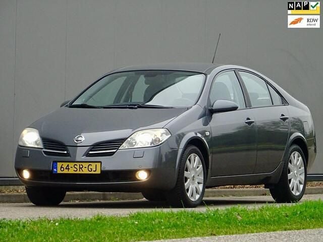 Grijs Gebruikt 2006 Nissan Primera Acenta Sedan | € 6.440 - Afbeelding 1/4