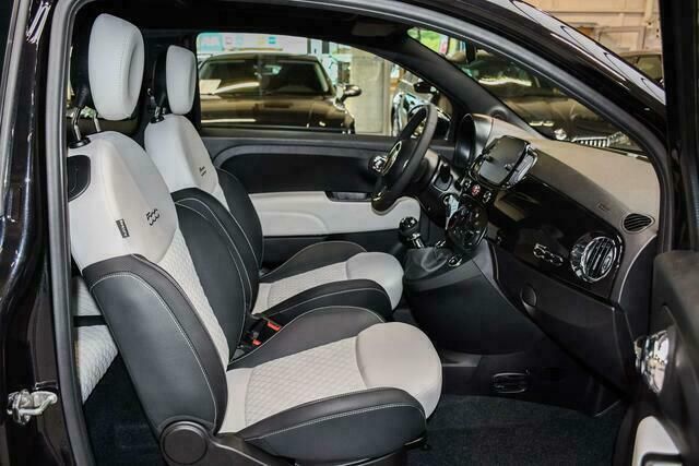 Occasion Fiat 500 Dolcevita 69 PK (50 kW) 2022 Zwart Sedan
