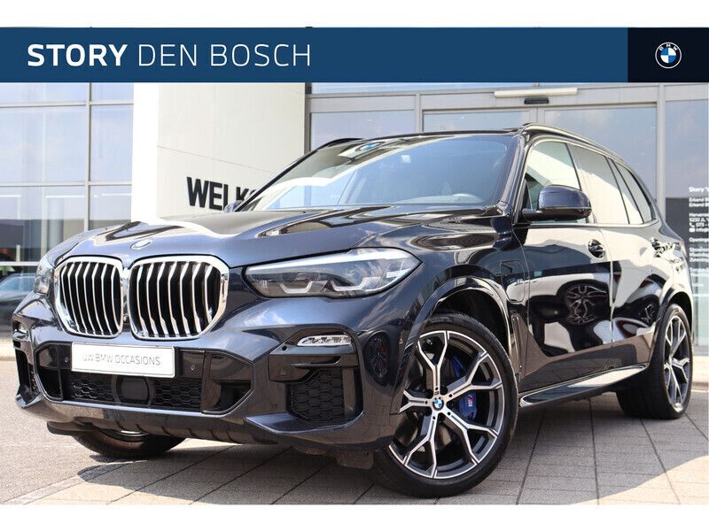 Zwart Gebruikt 2021 BMW X5 Executive SUV | € 59.950 (Iets duurder) - Afbeelding 1/4