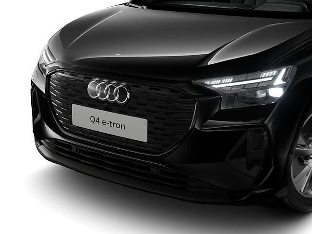 Occasion Audi Q4 e-tron S-Line 150 kW (204 PK) 2023 Zwart SUV
