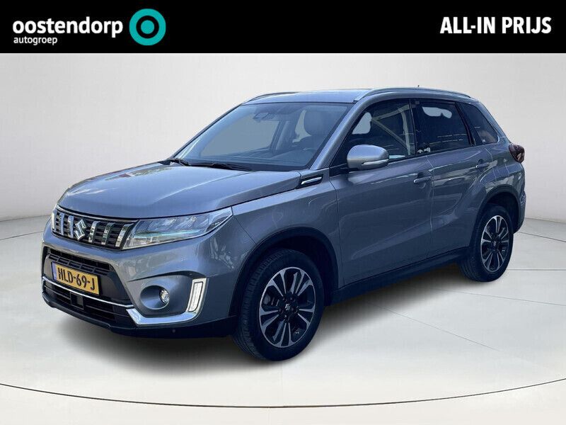Grijs Gebruikt 2022 Suzuki Vitara Style SUV | € 25.450 (Eerlijke prijs) - Afbeelding 1/4