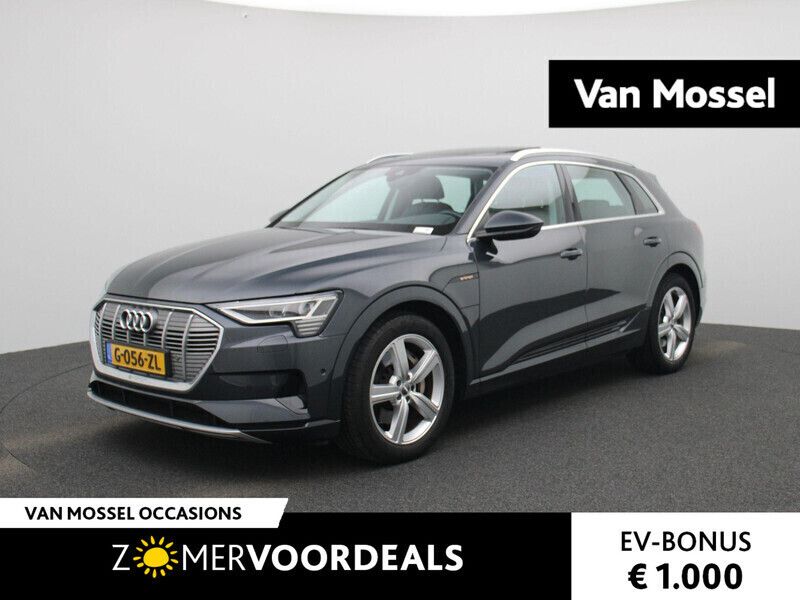 Grijs Gebruikt 2019 Audi e-tron Design SUV | € 23.900 (Eerlijke prijs) - Afbeelding 1/4