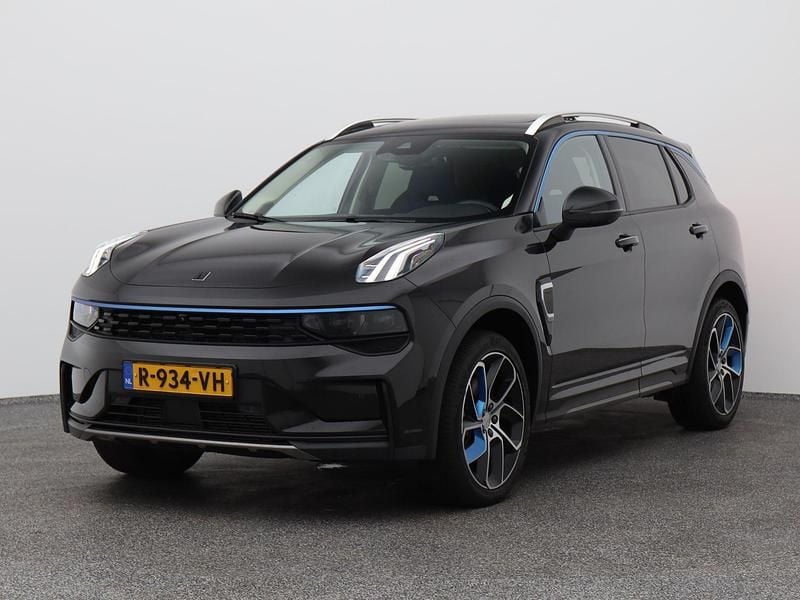Zwart Gebruikt 2022 Lynk & Co 01 SUV | € 22.400 (Eerlijke prijs) - Afbeelding 1/4