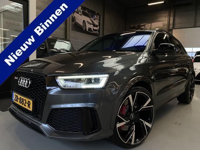 Grijs Gebruikt 2015 Audi RS Q3 Proline SUV | € 27.450 - Afbeelding 1/4