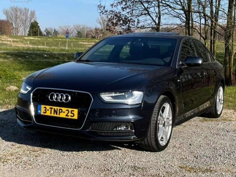 Blauw Gebruikt 2014 Audi A4 Business Sedan | € 8.950 (Eerlijke prijs) - Afbeelding 1/4