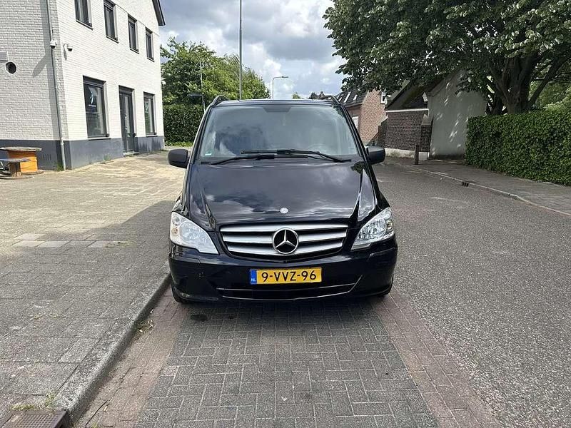 Gebruikt 2012 Mercedes Vito MPV | € 10.500 - Afbeelding 1/4