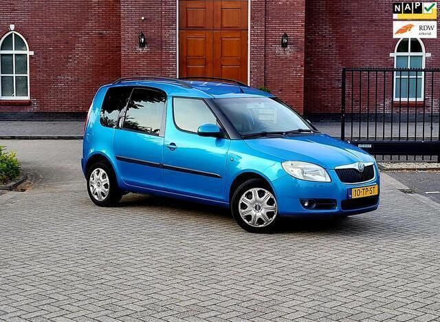 Blauw Gebruikt 2007 Skoda Roomster Style Stationwagen | € 2.999 (Eerlijke prijs) - Afbeelding 1/4