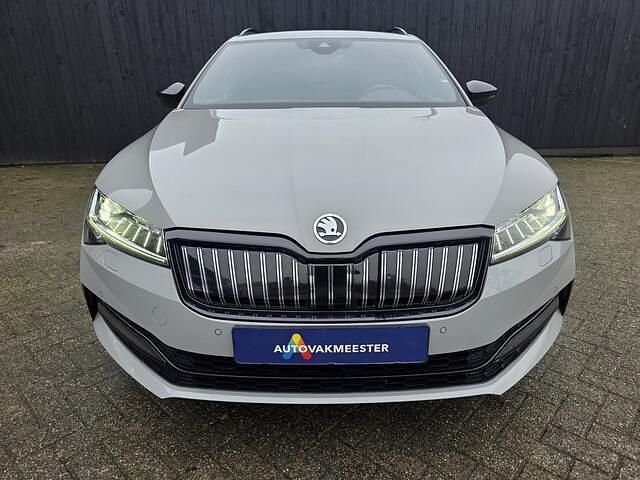 Occasion Skoda Superb Business Line 218 PK (160 kW) 2021 Grijs Stationwagen