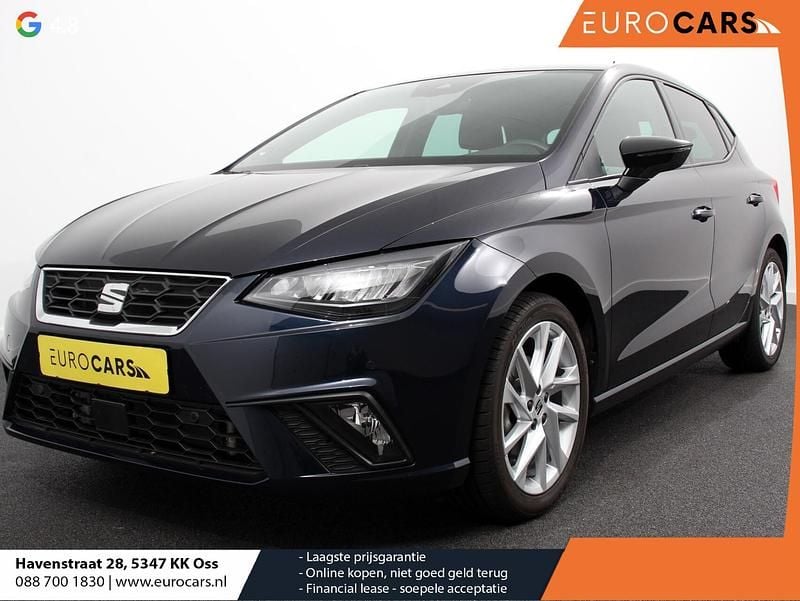 Blauw Gebruikt 2023 Seat Ibiza FR Hatchback | € 20.940 (Eerlijke prijs) - Afbeelding 1/4
