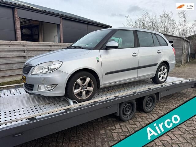 Grijs Gebruikt 2011 Skoda Fabia GreenLine Stationwagen | € 1.249 (Goede deal) - Afbeelding 1/4