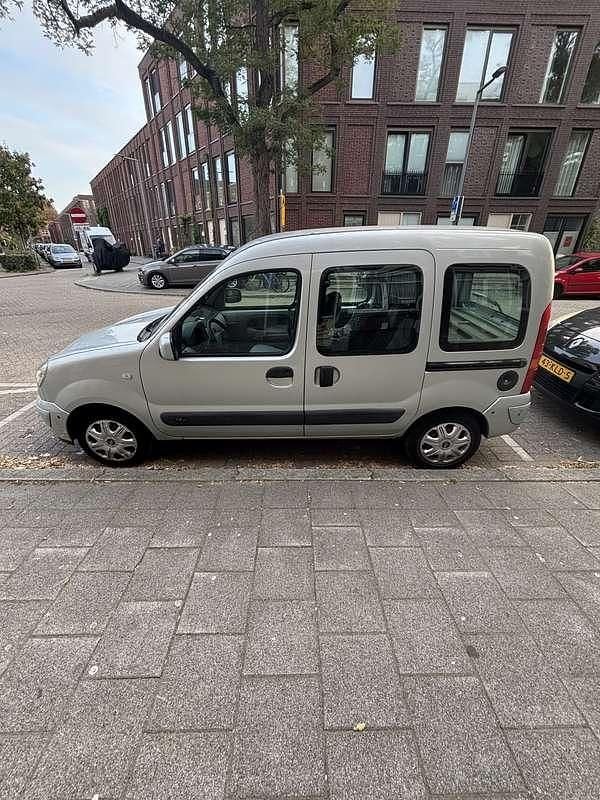 Gebruikt 2005 Renault Kangoo MPV | € 2.000 (Eerlijke prijs) - Afbeelding 1/4