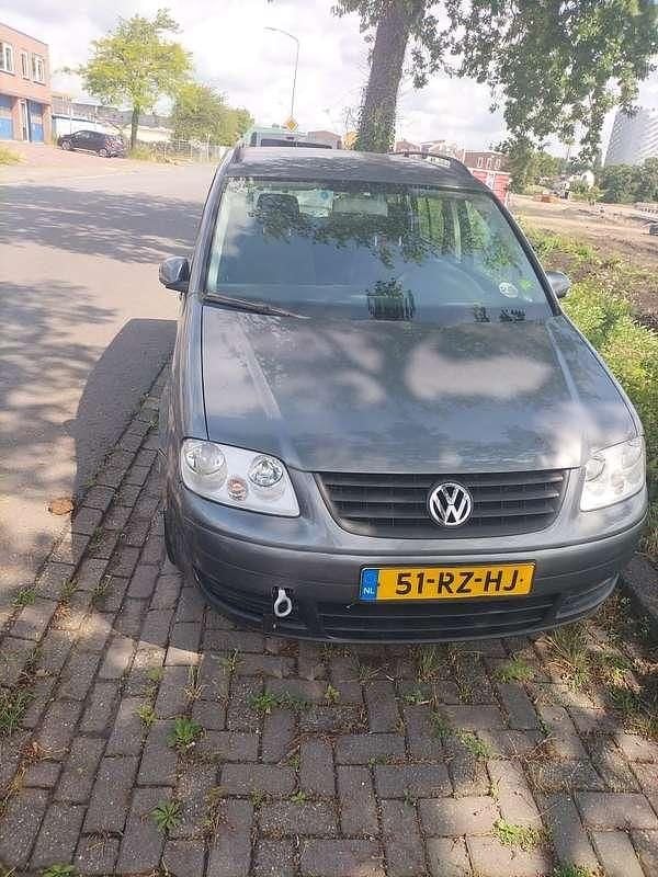 Grijs Gebruikt 2005 VW Touran Business MPV | € 600 (Super prijs) - Afbeelding 1/1