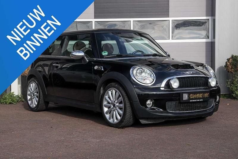 Zwart Gebruikt 2010 Mini Cooper S Hatchback | € 10.450 (Duur) - Afbeelding 1/4