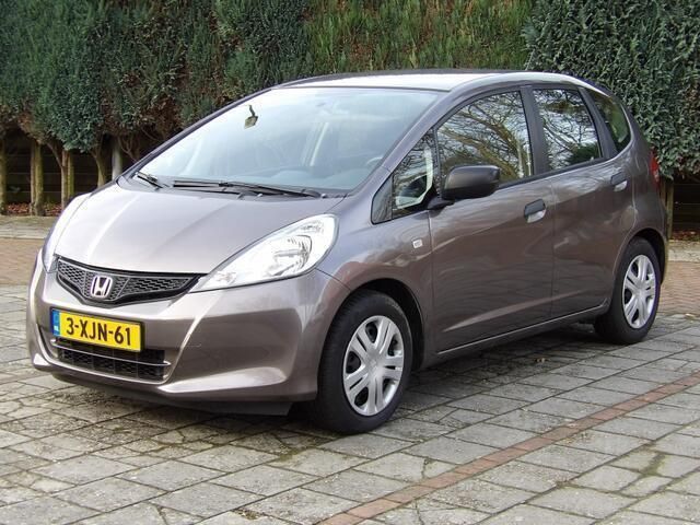 Bruin Gebruikt 2014 Honda Jazz Cool Hatchback | € 8.500 (Eerlijke prijs) - Afbeelding 1/4